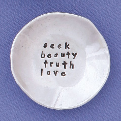 Seek Beauty Charm Bowl (Boxed)